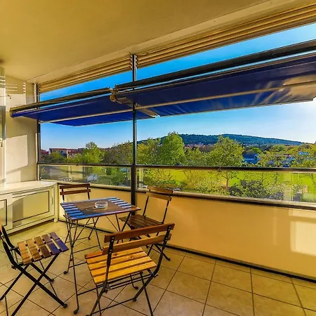 Apartment Pelenito Split