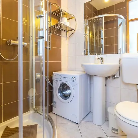 Pelenito Apartment Split